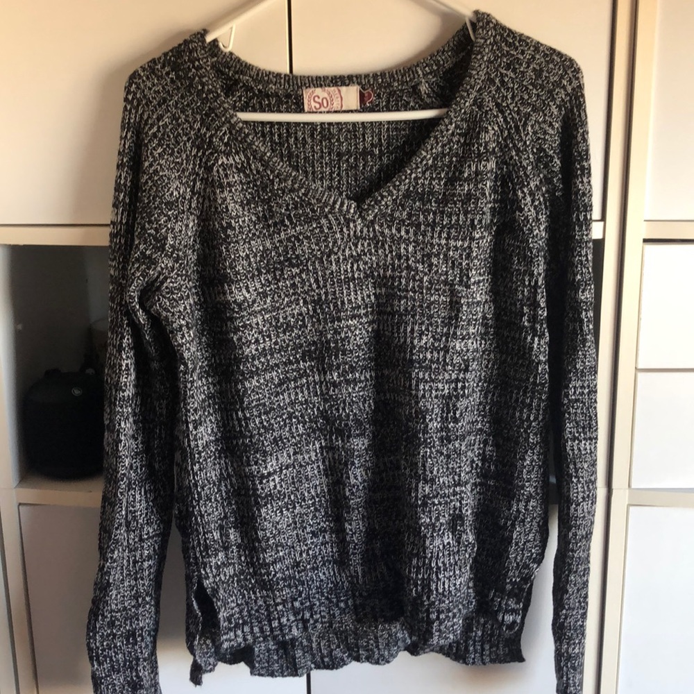 black/white/gray sweater